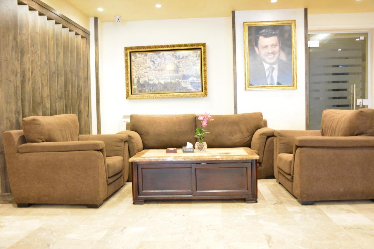 Rakeen Hotel Amman Exteriör bild
